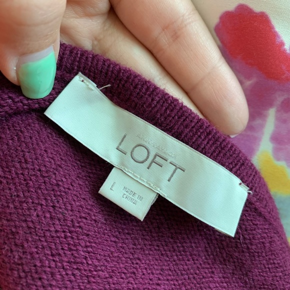 ❤️4for$20! Loft Maroon Boatneck Sweater with White Chiffon Style Detailing - Picture 7 of 7